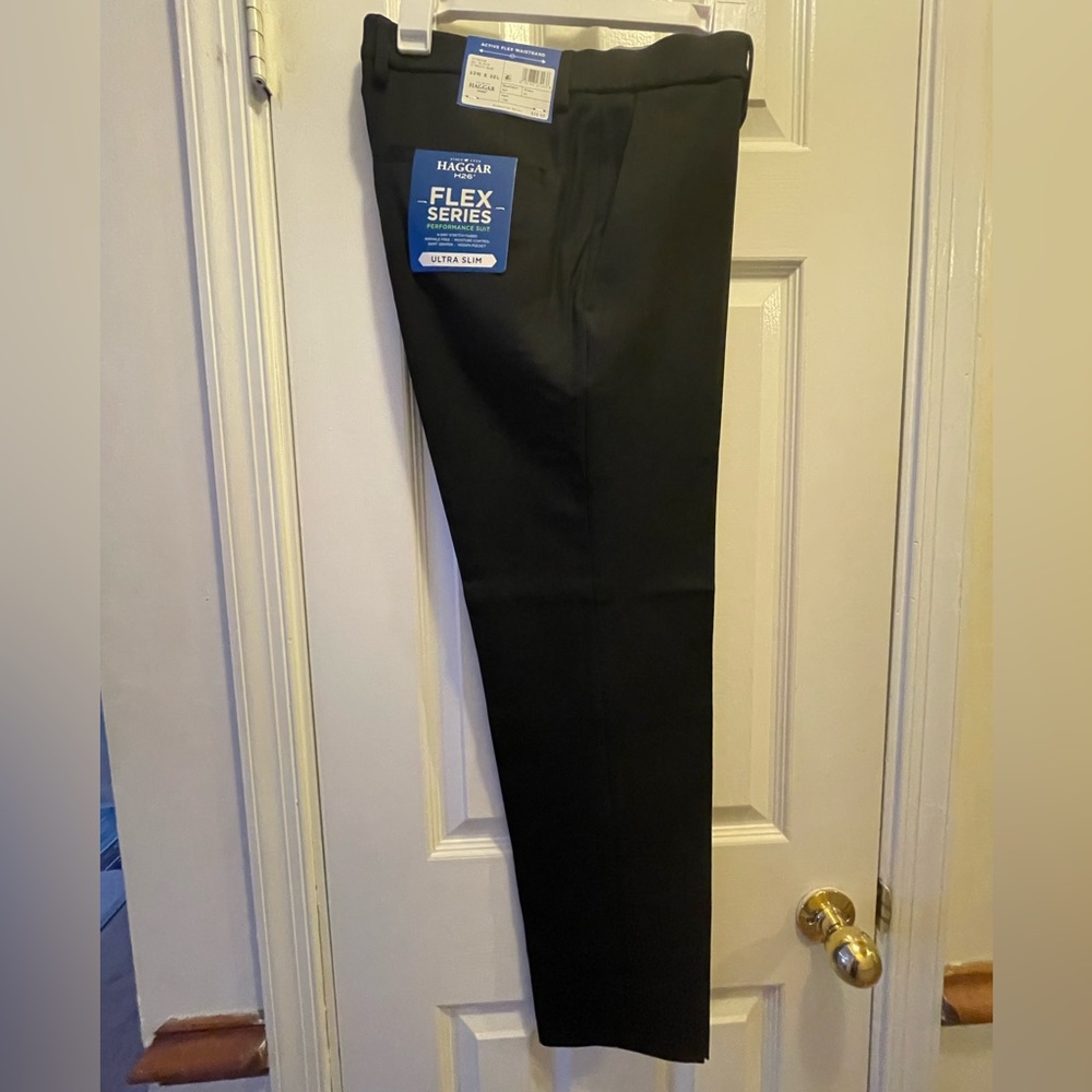 Haggar H26 32x30 Flex Series Performance Suit Pants - Black